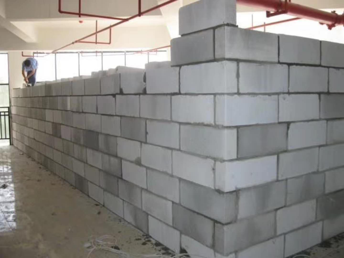 南昌蒸压加气混凝土砌块承重墙静力和抗震性能的研究